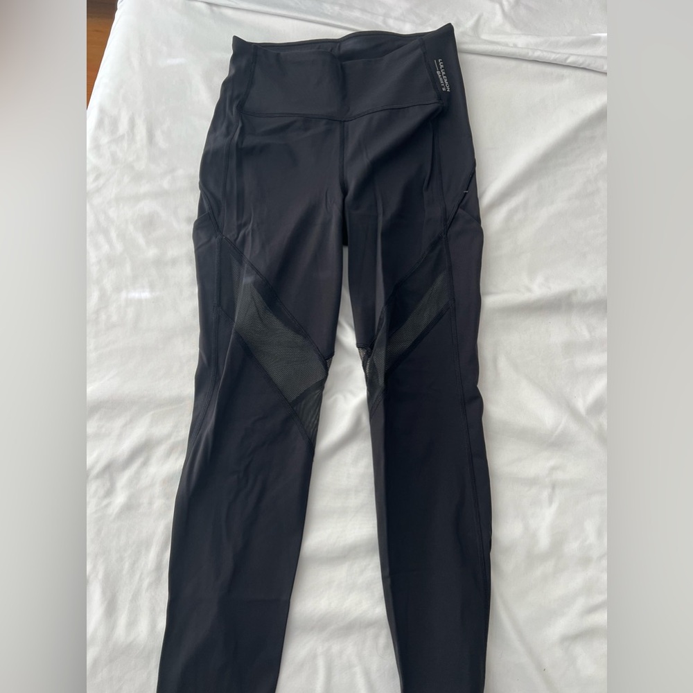 7/8 mesh cutout Lululemon leggings